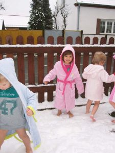 Schneetreten nach der Sauna